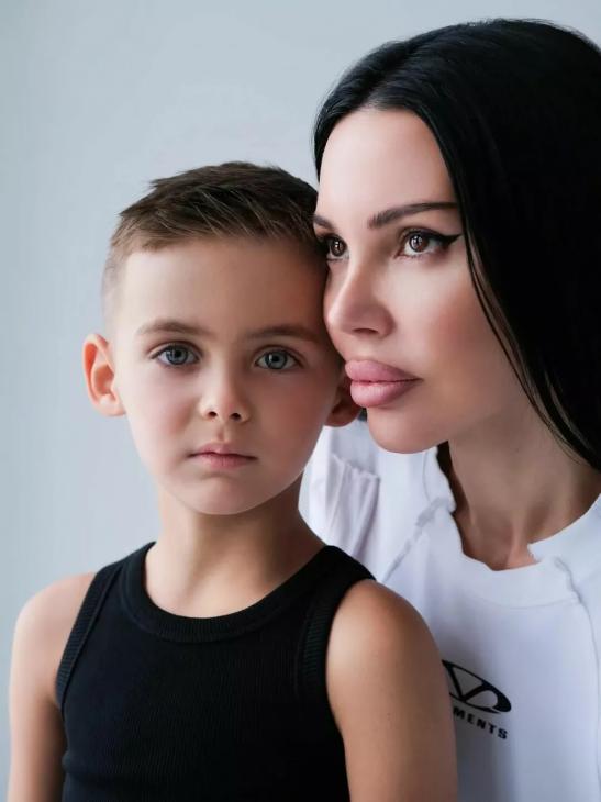 "Уже не такой уж малыш": Оксана Самойлова отмечает 6-летие сына Давида