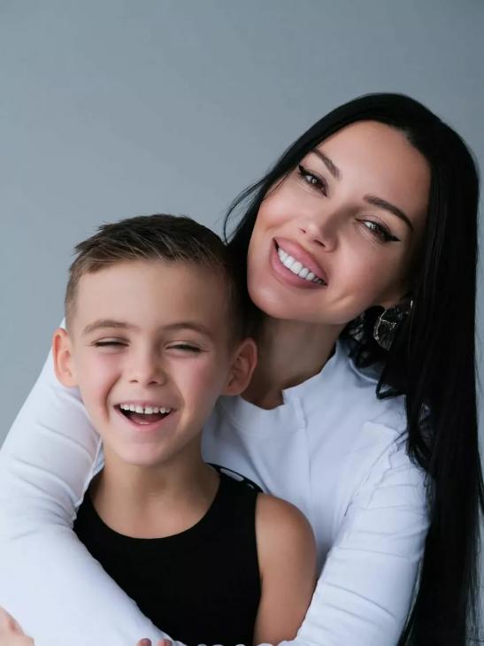 "Уже не такой уж малыш": Оксана Самойлова отмечает 6-летие сына Давида
