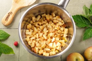 Варенье из яблок и малины