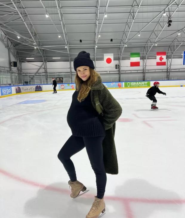 Маргарита Дробязко, родившая дочь в 52 года, призналась, что последовала советам Татьяны Навки Маргарита Дробязко, родившая дочь в 52 года, призналась, что последовала советам Татьяны Навки