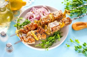 Шашлык из свинины с лимоном Шашлык из свинины с лимоном