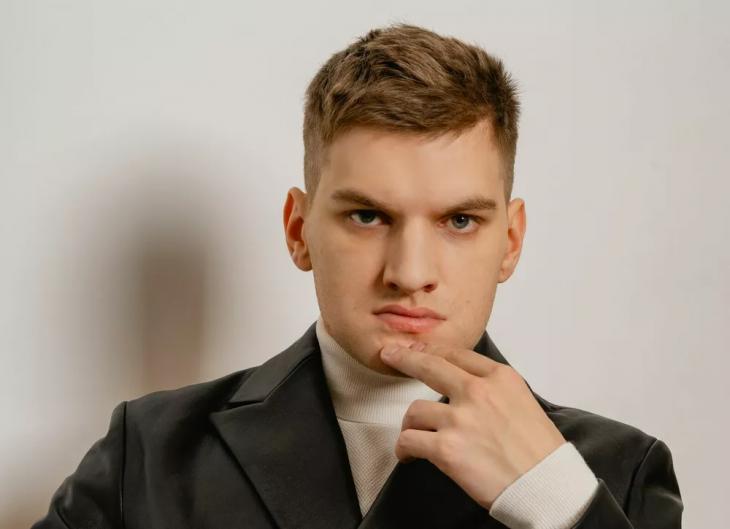 Пять ярких ролей Андрея Максимова Пять ярких ролей Андрея Максимова