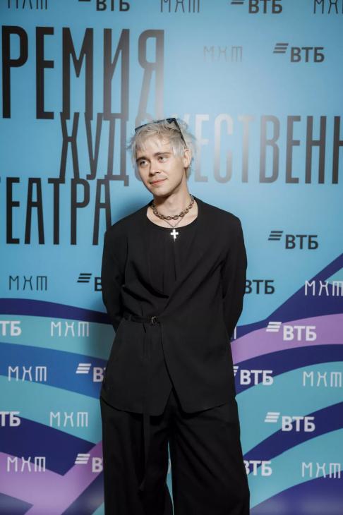 Хабенский, Сигалова, Ребенок, Петров и другие звезды на Премии Художественного театра