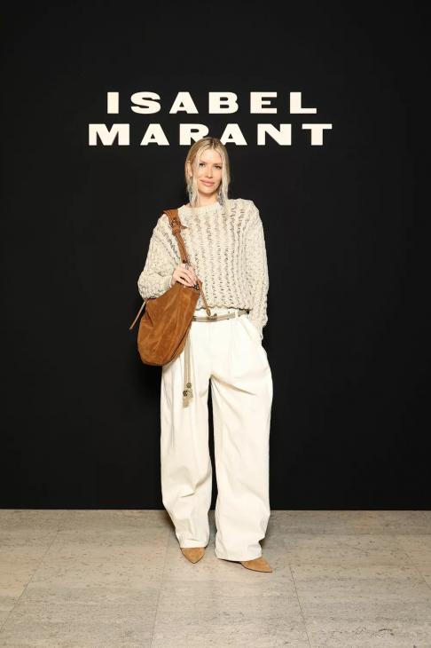 Елена Перминова, Диана Крюгер, Айрис Лоу: гости показа новой коллекции Isabel Marant Елена Перминова, Диана Крюгер, Айрис Лоу: гости показа новой коллекции Isabel Marant