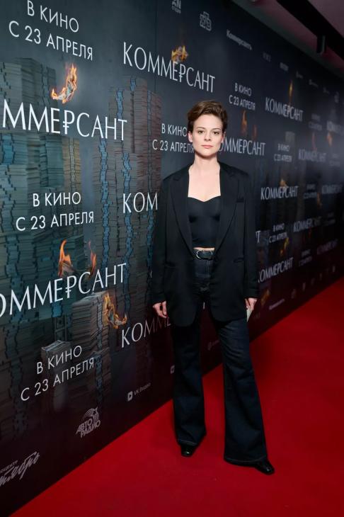 Петров, Бурунов, Ярмольник и другие звезды на премьере фильма "Коммерсант"