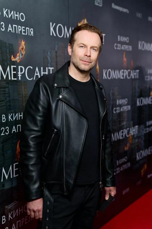 Петров, Бурунов, Ярмольник и другие звезды на премьере фильма "Коммерсант"