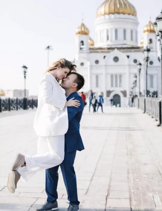Настя Задорожная трогательно поздравила мужа с годовщиной знакомства Настя Задорожная трогательно поздравила мужа с годовщиной знакомства