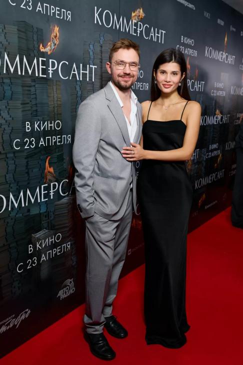 Петров, Бурунов, Ярмольник и другие звезды на премьере фильма "Коммерсант"
