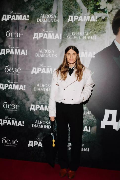 Карина Истомина, Мария Шумакова, беременная Мила Ершова и другие на премьере новинки с Зендаей и Робертом Паттинсоном Карина Истомина, Мария Шумакова, беременная Мила Ершова и другие на премьере новинки с Зендаей и Робертом Паттинсоном
