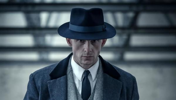 Netflix представил главного героя сиквела "Острых козырьков"