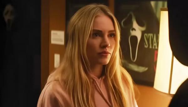 Шоураннеры сериала "Покерфейс" пишут сценарий для "Крика 8" Шоураннеры сериала "Покерфейс" пишут сценарий для "Крика 8"
