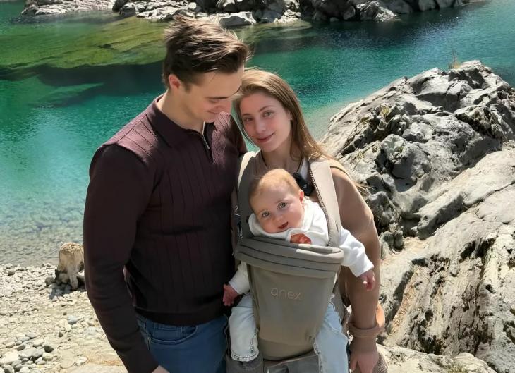 Георгий Куница и Алена Косторная впервые за долгое время показали публике сына
