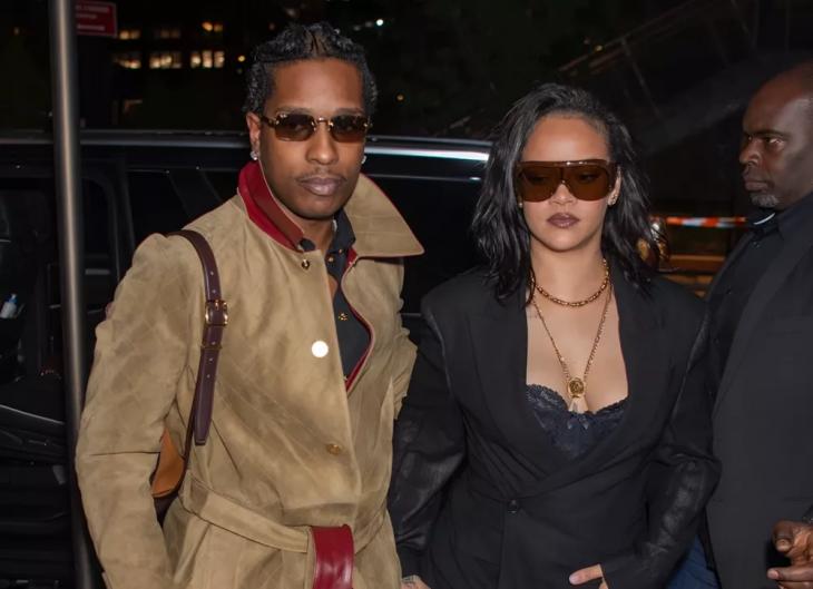 Родители тройни Рианна и A$AP Rocky провели День матери только вдвоем Родители тройни Рианна и A$AP Rocky провели День матери только вдвоем