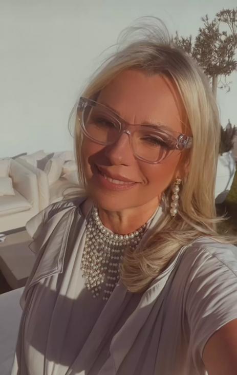 Ирина Салтыкова показала фигуру в купальнике в день своего 60-летия