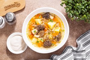 Суп со сморчками и картофелем