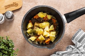 Суп со сморчками и картофелем