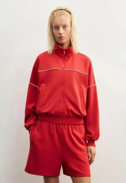 Sport-luxe&nbsp;— главный стиль лета: как внедрить его в свой гардероб