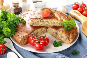 Пирог с консервированной сайрой Пирог с консервированной сайрой