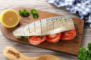 Скумбрия на решетке в фольге Скумбрия на решетке в фольге