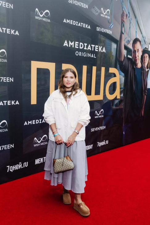 Ирина Горбачева, Юлия Топольницкая, Аскар Ильясов с семьей и другие звезды на премьере сериала “Паша” Ирина Горбачева, Юлия Топольницкая, Аскар Ильясов с семьей и другие звезды на премьере сериала “Паша”