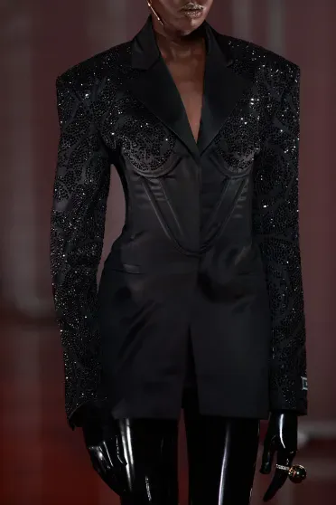Versace Fall/Winter 2022-2023, Pr&ecirc;t-&agrave;-Porter | Ready-to-Wear