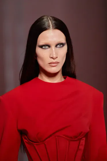 Versace Fall/Winter 2022-2023, Pr&ecirc;t-&agrave;-Porter | Ready-to-Wear