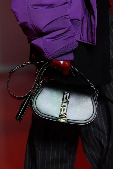 Versace Fall/Winter 2022-2023, Pr&ecirc;t-&agrave;-Porter | Ready-to-Wear