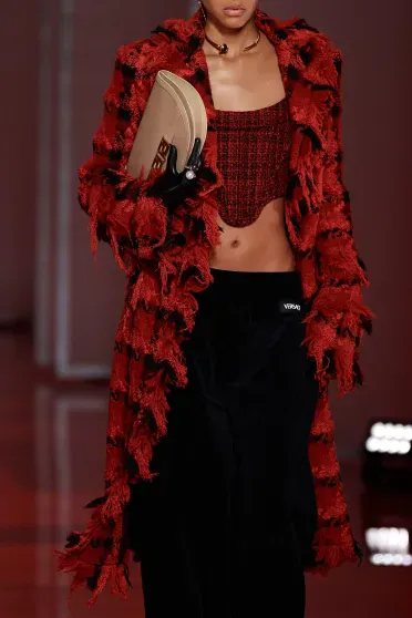 Versace Fall/Winter 2022-2023, Pr&ecirc;t-&agrave;-Porter | Ready-to-Wear