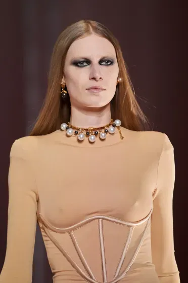 Versace Fall/Winter 2022-2023, Pr&ecirc;t-&agrave;-Porter | Ready-to-Wear