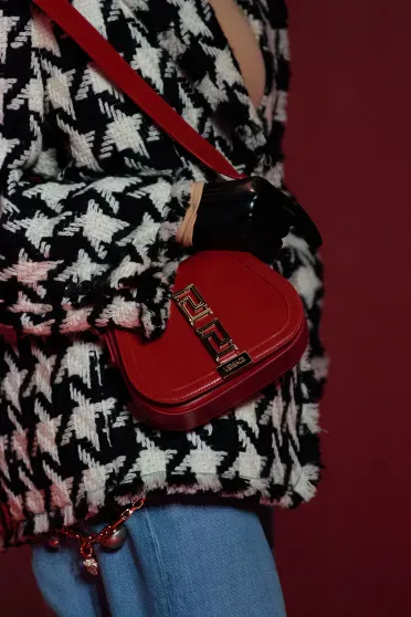 Versace Fall/Winter 2022-2023, Pr&ecirc;t-&agrave;-Porter | Ready-to-Wear