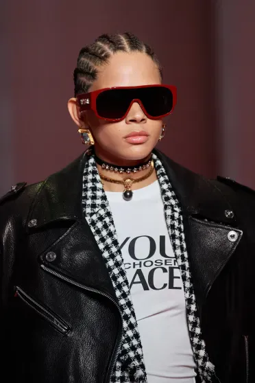 Versace Fall/Winter 2022-2023, Pr&ecirc;t-&agrave;-Porter | Ready-to-Wear
