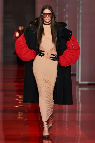 Versace Fall/Winter 2022-2023, Pr&ecirc;t-&agrave;-Porter | Ready-to-Wear