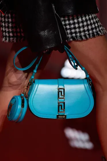 Versace Fall/Winter 2022-2023, Pr&ecirc;t-&agrave;-Porter | Ready-to-Wear