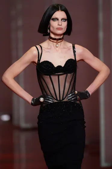 Versace Fall/Winter 2022-2023, Pr&ecirc;t-&agrave;-Porter | Ready-to-Wear