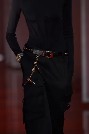 Versace Fall/Winter 2022-2023, Pr&ecirc;t-&agrave;-Porter | Ready-to-Wear