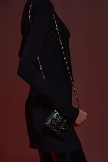 Versace Fall/Winter 2022-2023, Pr&ecirc;t-&agrave;-Porter | Ready-to-Wear