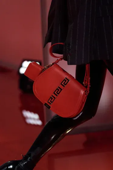 Versace Fall/Winter 2022-2023, Pr&ecirc;t-&agrave;-Porter | Ready-to-Wear