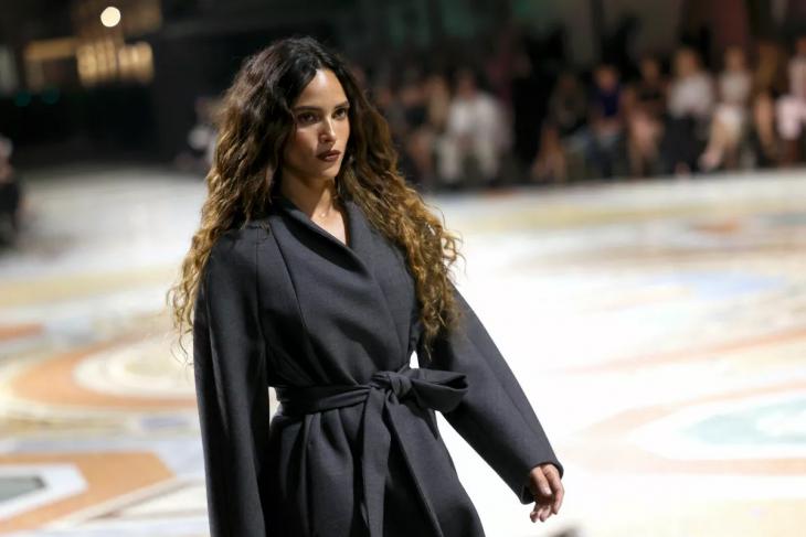 Дженнифер Лопес, Донаталла Версаче, Дакота Джонсон: гости шоу Vogue World: Milano Дженнифер Лопес, Донаталла Версаче, Дакота Джонсон: гости шоу Vogue World: Milano