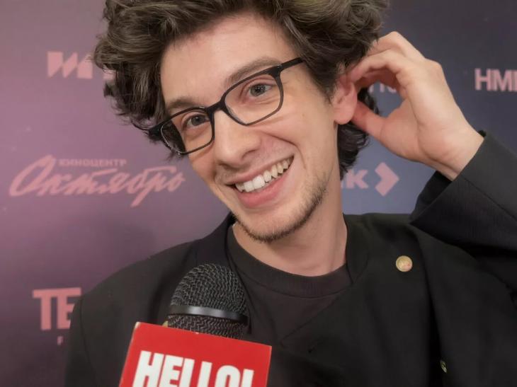 Марк Эйдельштейн рассказал HELLO! о своих снах: «Я был на необитаемом острове» Марк Эйдельштейн рассказал HELLO! о своих снах: «Я был на необитаемом острове»
