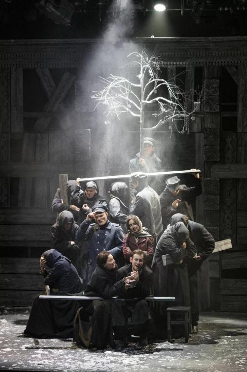 МХАТ им. М. Горького открыл сезон премьерой «Леди Макбет Мценского уезда» МХАТ им. М. Горького открыл сезон премьерой «Леди Макбет Мценского уезда»