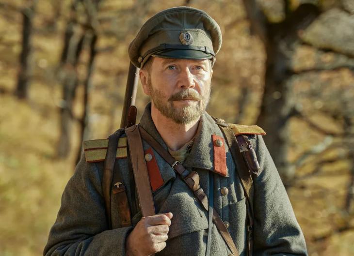 Евгений Миронов представил во Владивостоке сериал &laquo;Арсеньев&raquo;