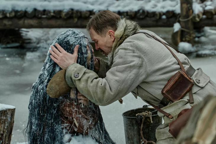 Евгений Миронов представил во Владивостоке сериал &laquo;Арсеньев&raquo;